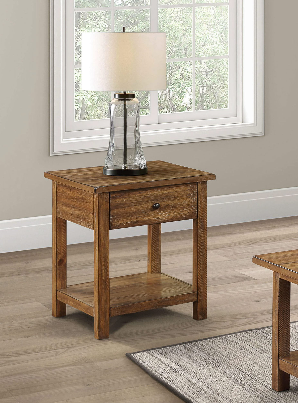 Mesa auxiliar de madera Payne con 1 cajón y estante, color marrón envejecido