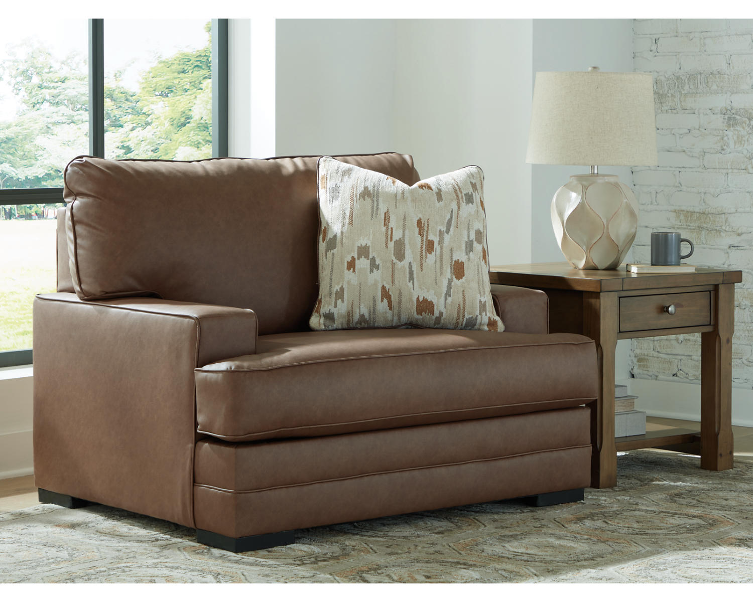 VillaCourt Oversized Chair