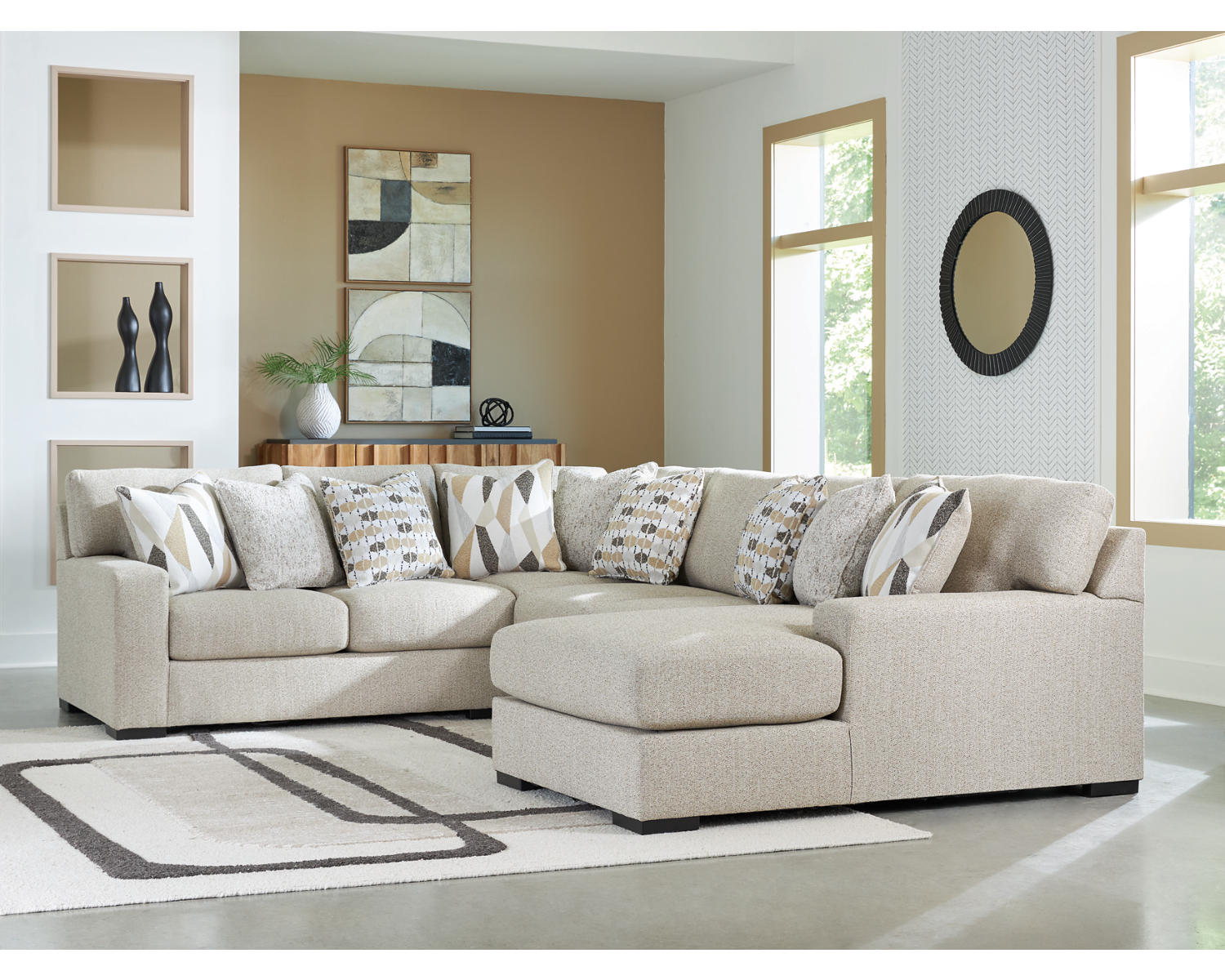 Laurelgrove 4-Piece Sectional with Chaise