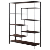 Librería geométrica Asher de 7 estantes en nogal
