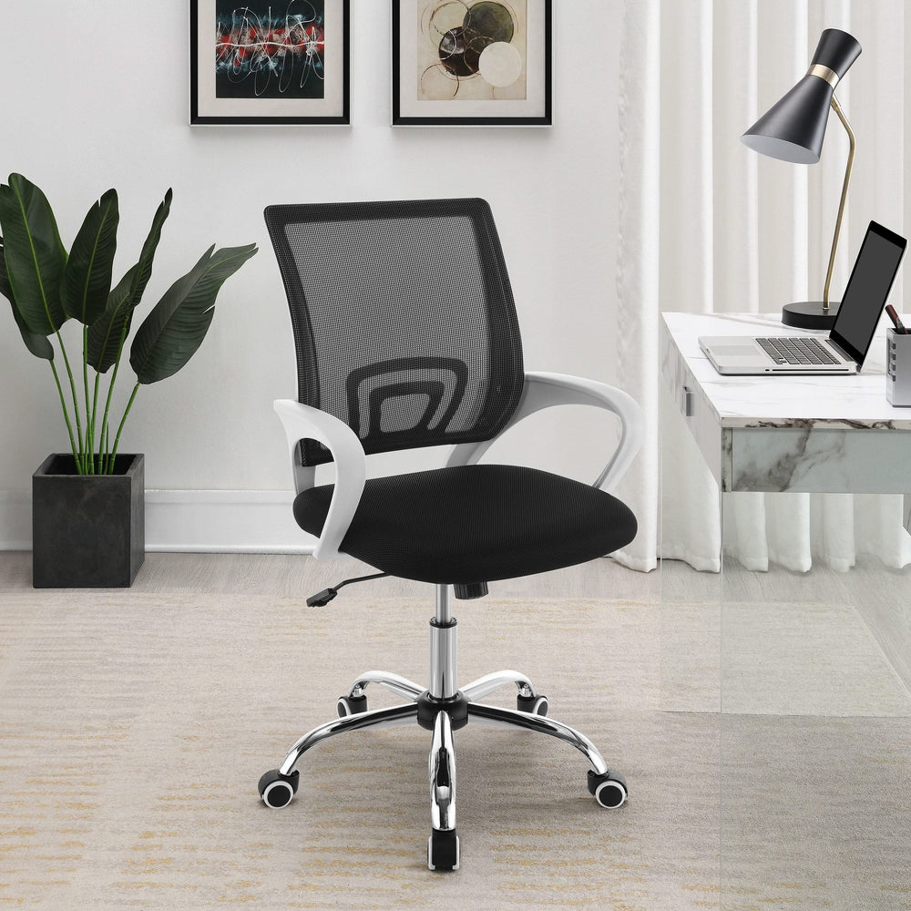 Silla de escritorio ajustable y tapizada Felton para oficina en casa, color negro