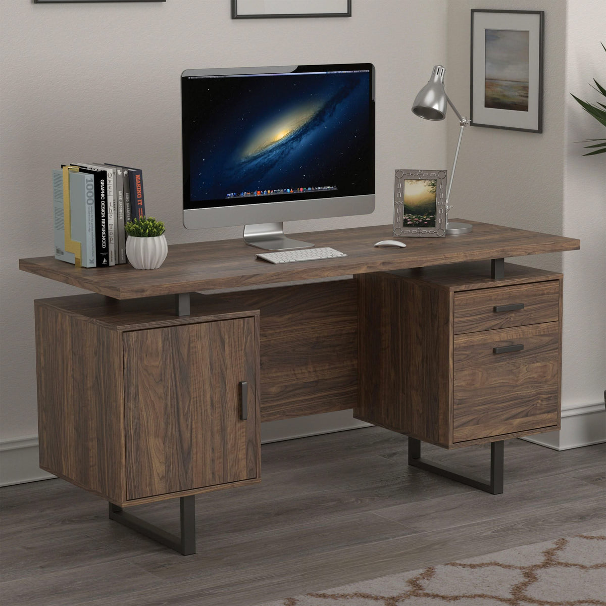 Escritorio de oficina Lawtey con superficie flotante en nogal envejecido