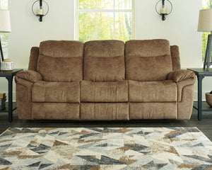 Sofá reclinable Huddle-Up con mesa abatible