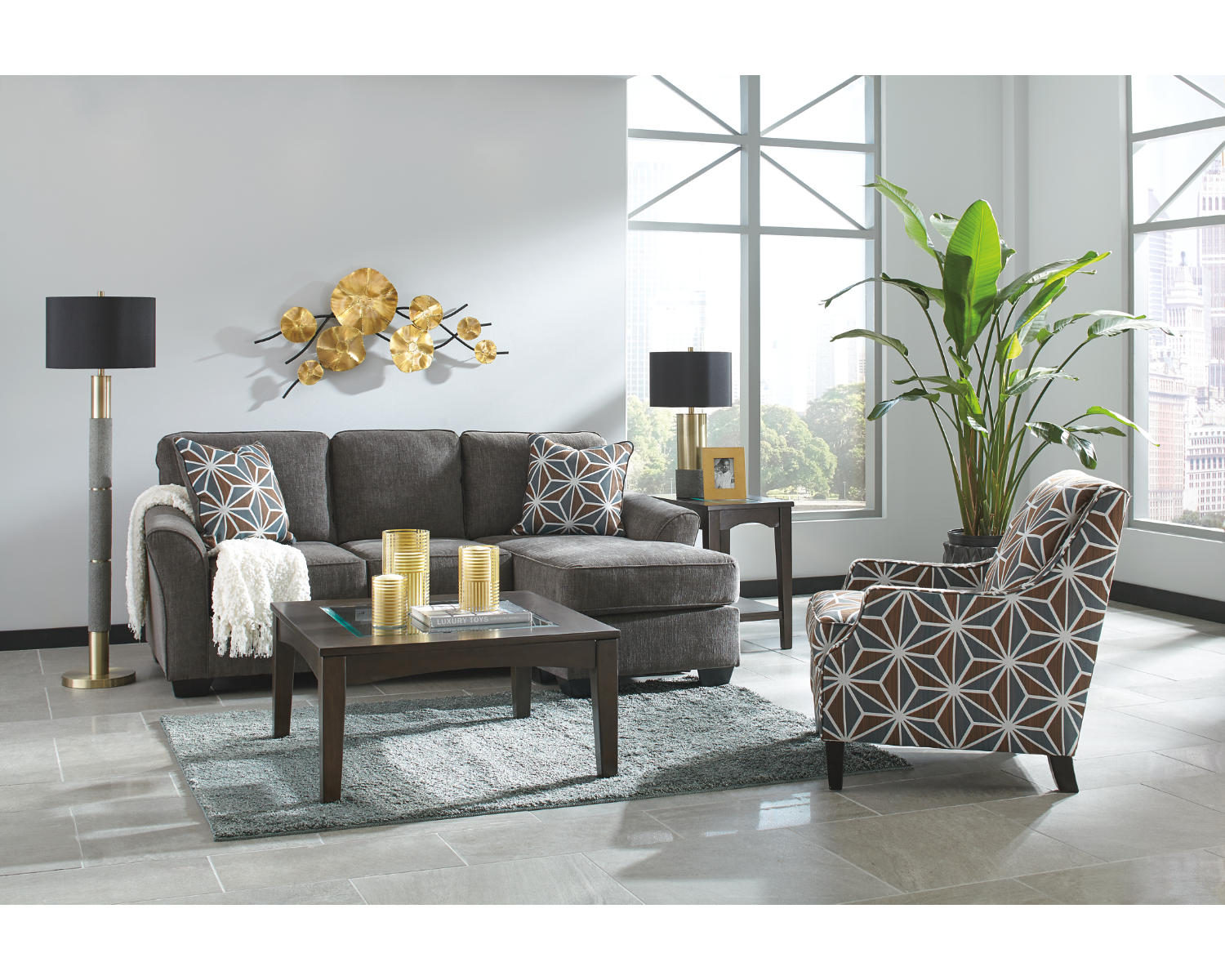 Brise Queen Sofa Chaise Sleeper