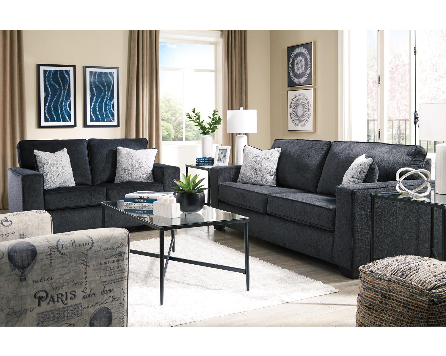 Altari Loveseat