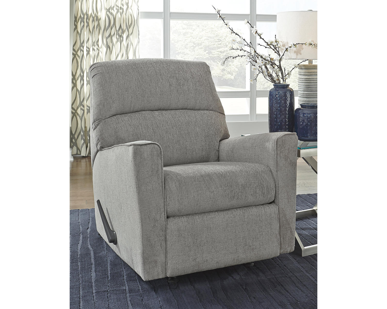 Altari Recliner
