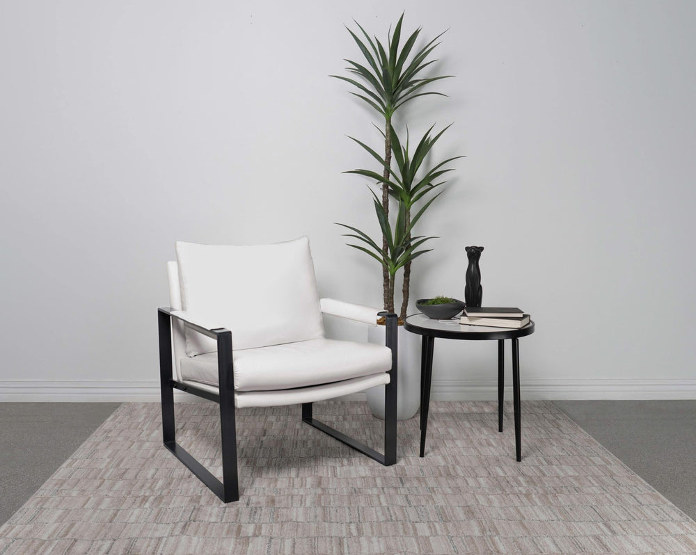 Sillón tapizado Rosalind con brazos, color blanco