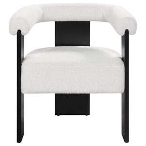 Silla auxiliar tapizada Ramona Boucle color crema