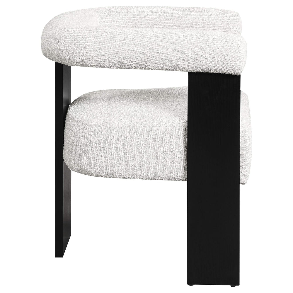Silla auxiliar tapizada Ramona Boucle color crema