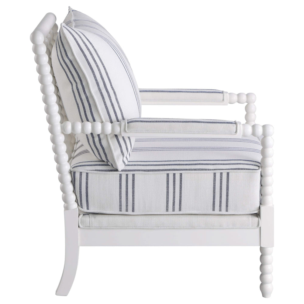 Silla decorativa Bobbin tapizada Blanchett en blanco y azul marino
