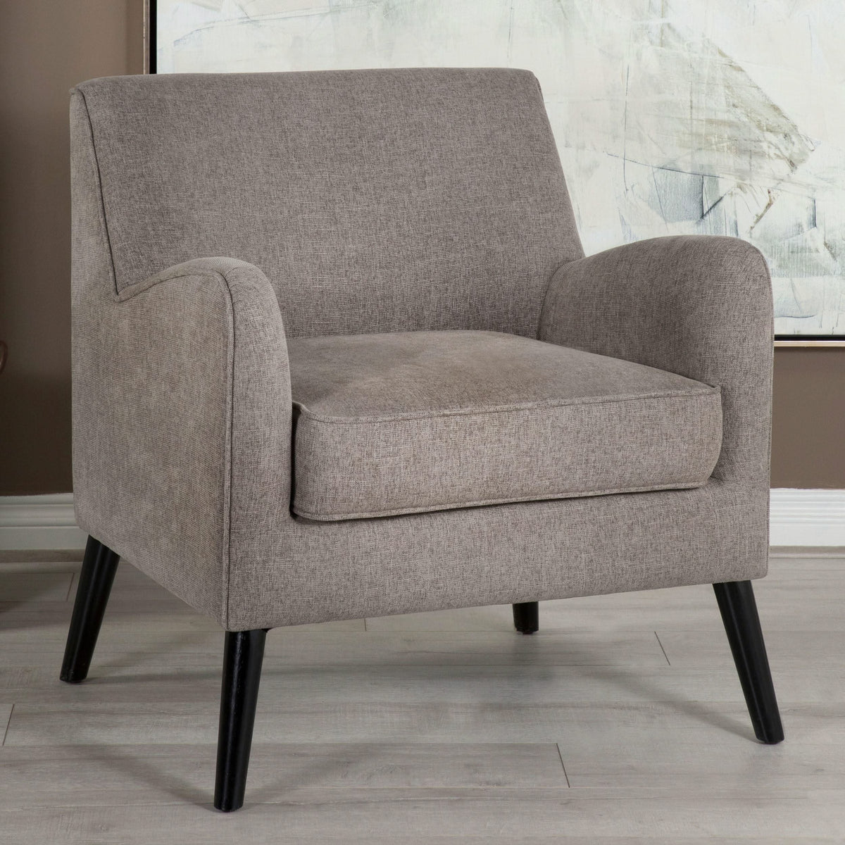 Sillón inglés tapizado Charlie con brazos, color marrón cacao