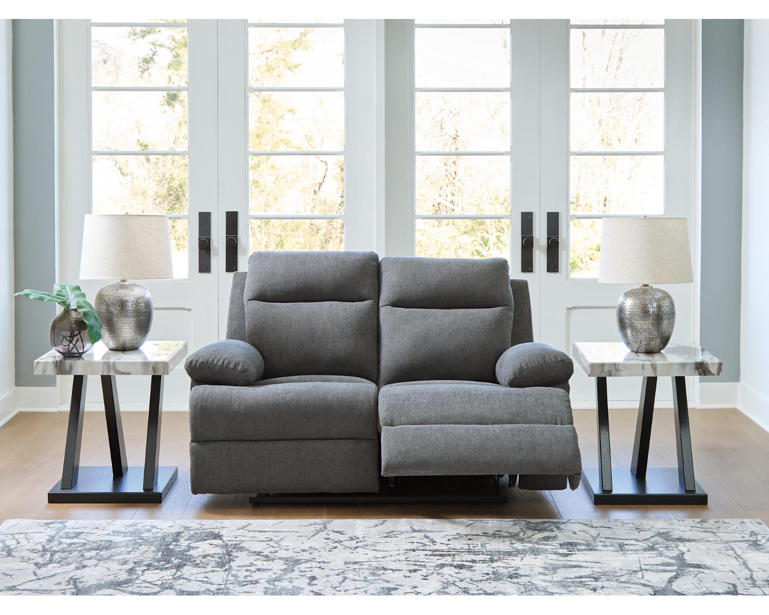 Side-Swipe Reclining Loveseat