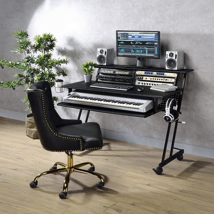 Suitor Music Recording Studio Desk