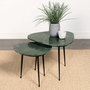 Mesa nido triangular de mármol Tobias de 2 piezas, color verde