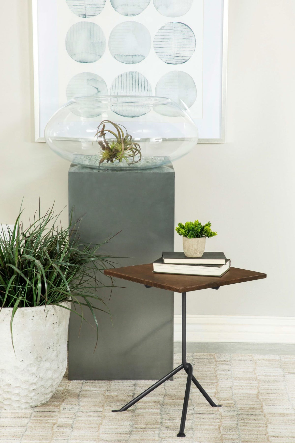 Mesa auxiliar decorativa con tapa de madera cuadrada Heitor, color marrón oscuro