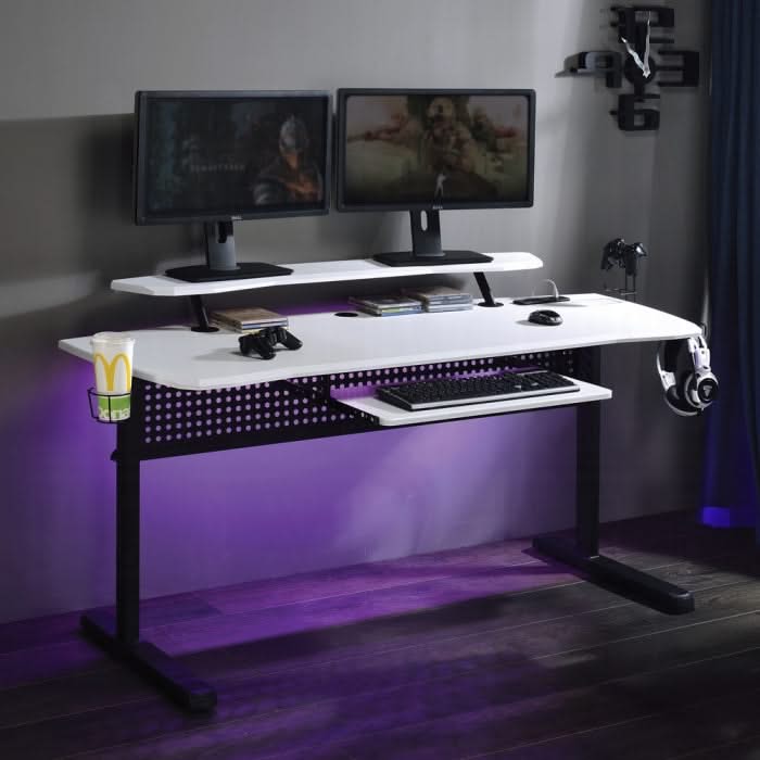 Escritorio para juegos Vildre con USB