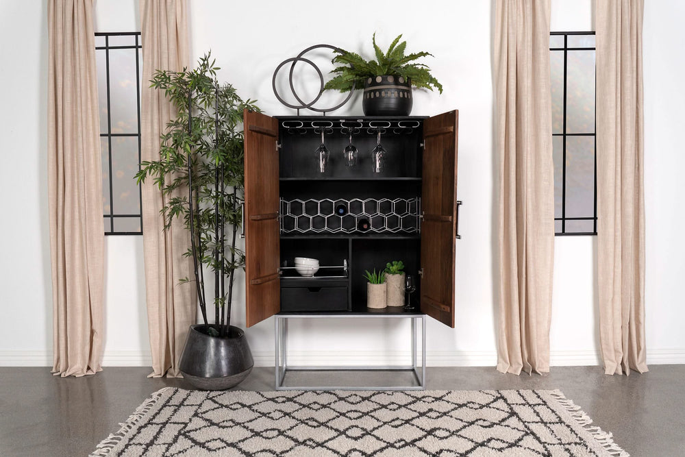 Gabinete de bar para el hogar Borman de 2 puertas para almacenar vinos en nogal y negro