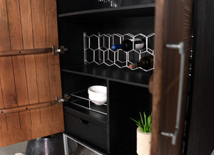 Gabinete de bar para el hogar Borman de 2 puertas para almacenar vinos en nogal y negro