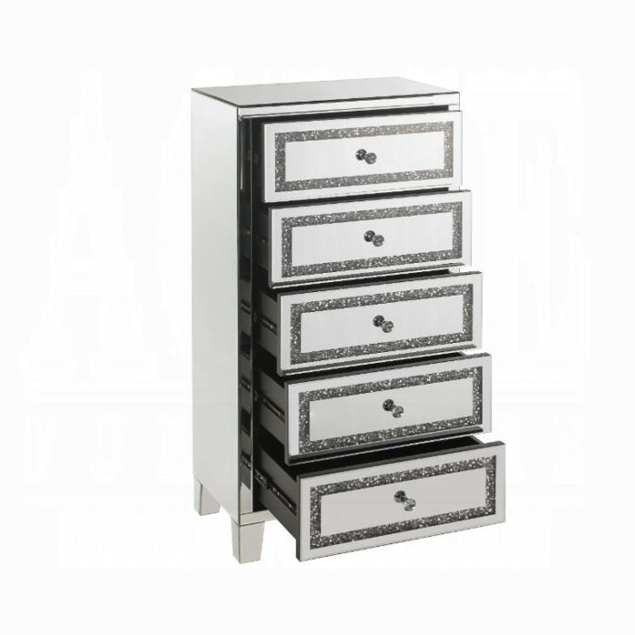 Noralie Cabinet
