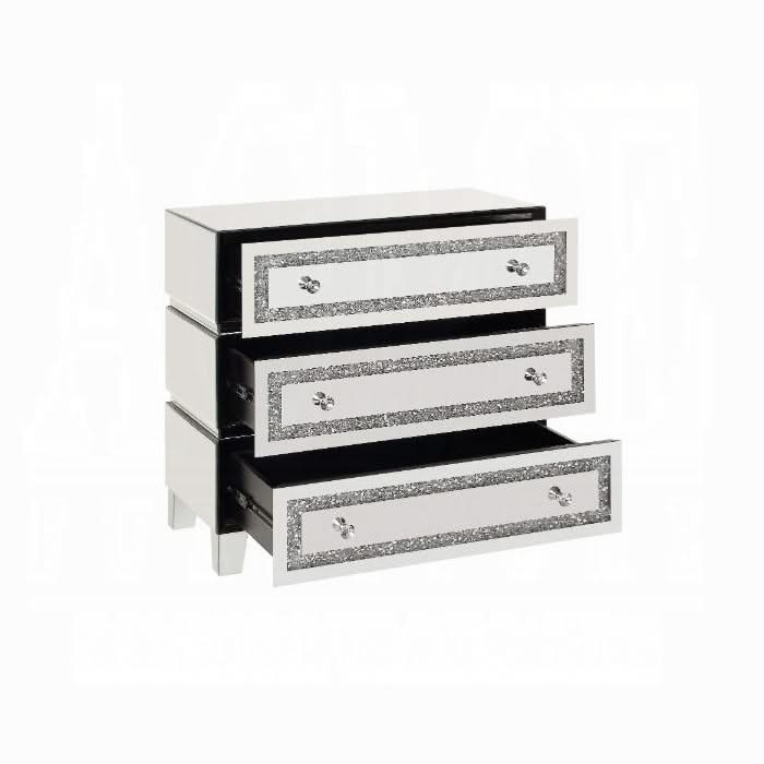 Noralie Cabinet