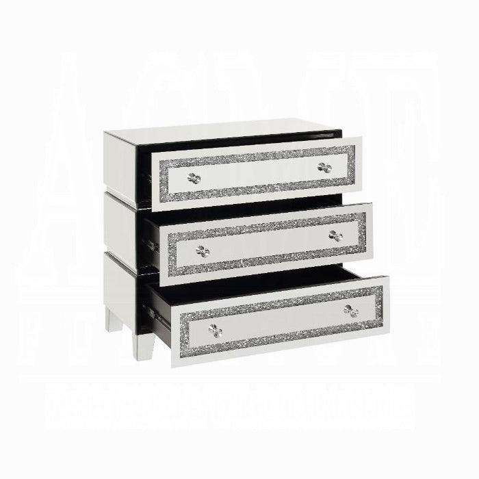 Noralie Cabinet