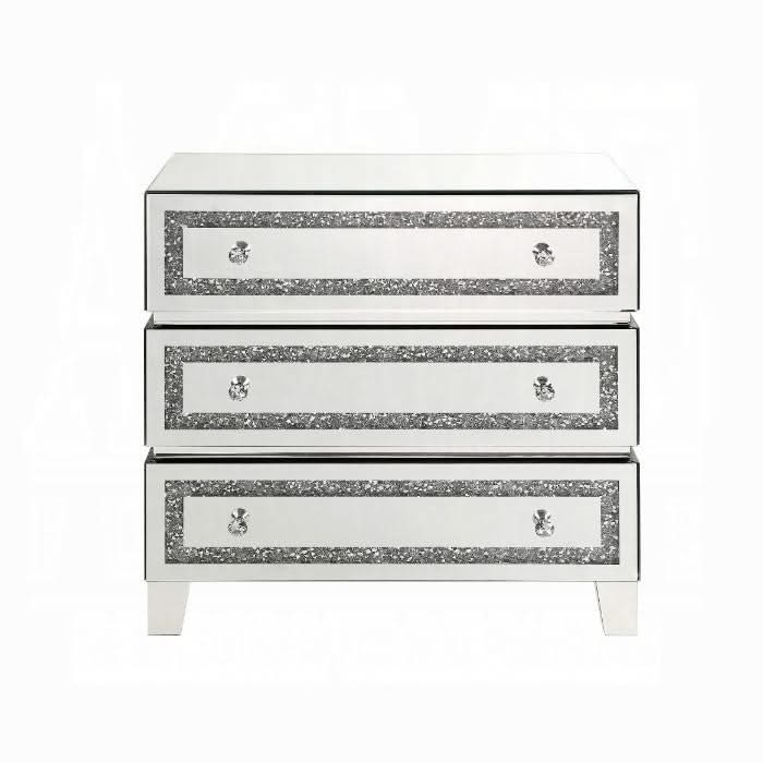 Noralie Cabinet