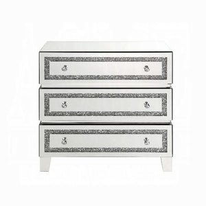 Noralie Cabinet