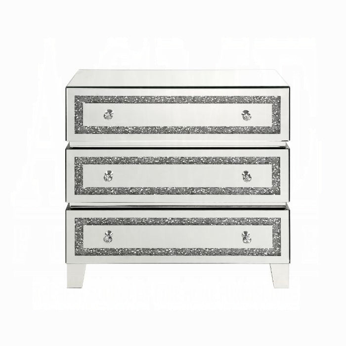 Noralie Cabinet