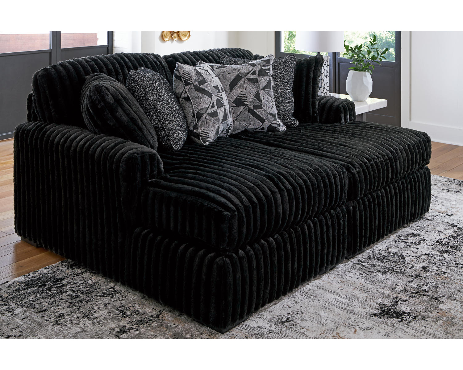 Midnight-Madness Super Chaise