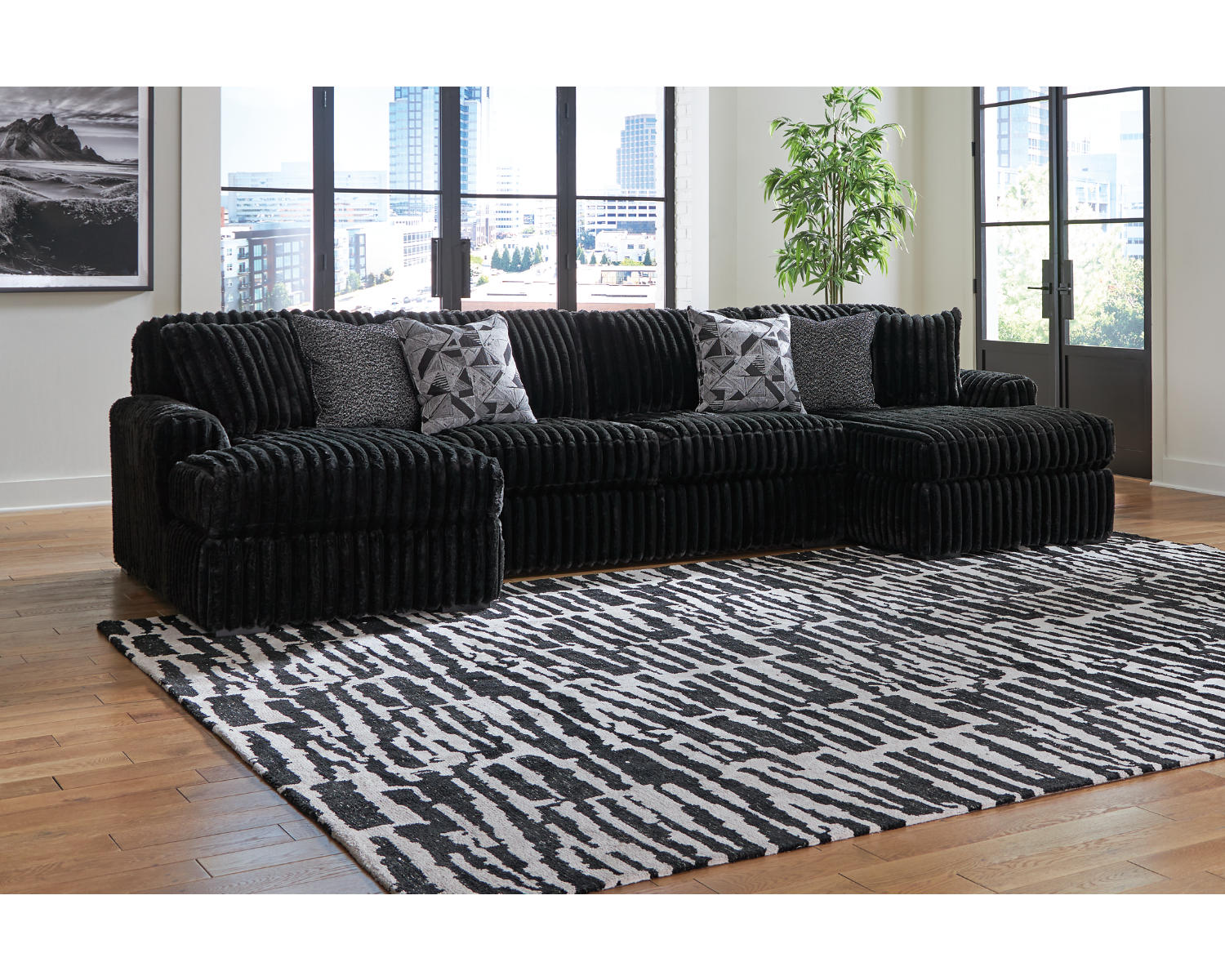 Midnight-Madness 3-Piece Sectional with Chaise