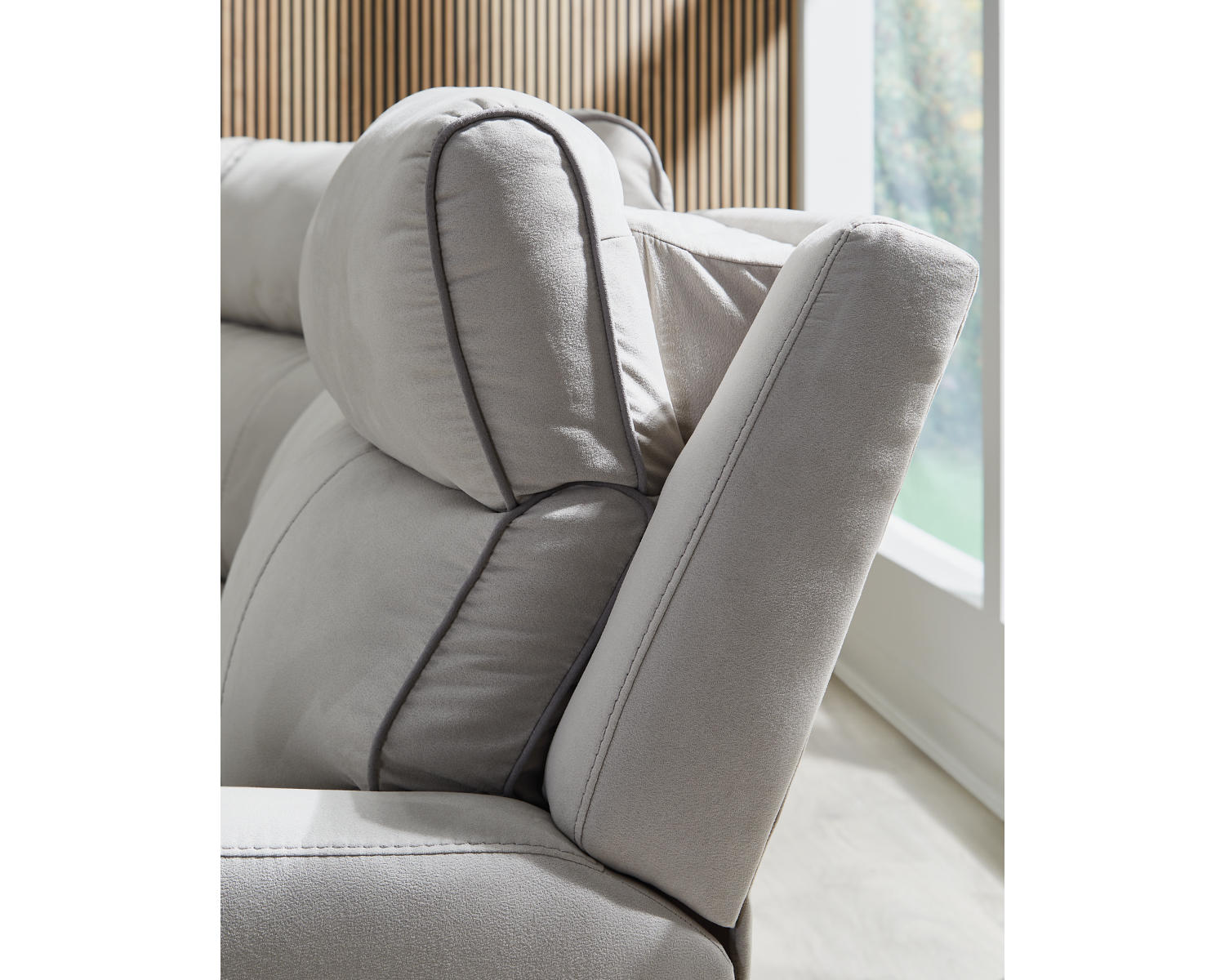 Social Pointe 5-Piece Power Reclining Sectional