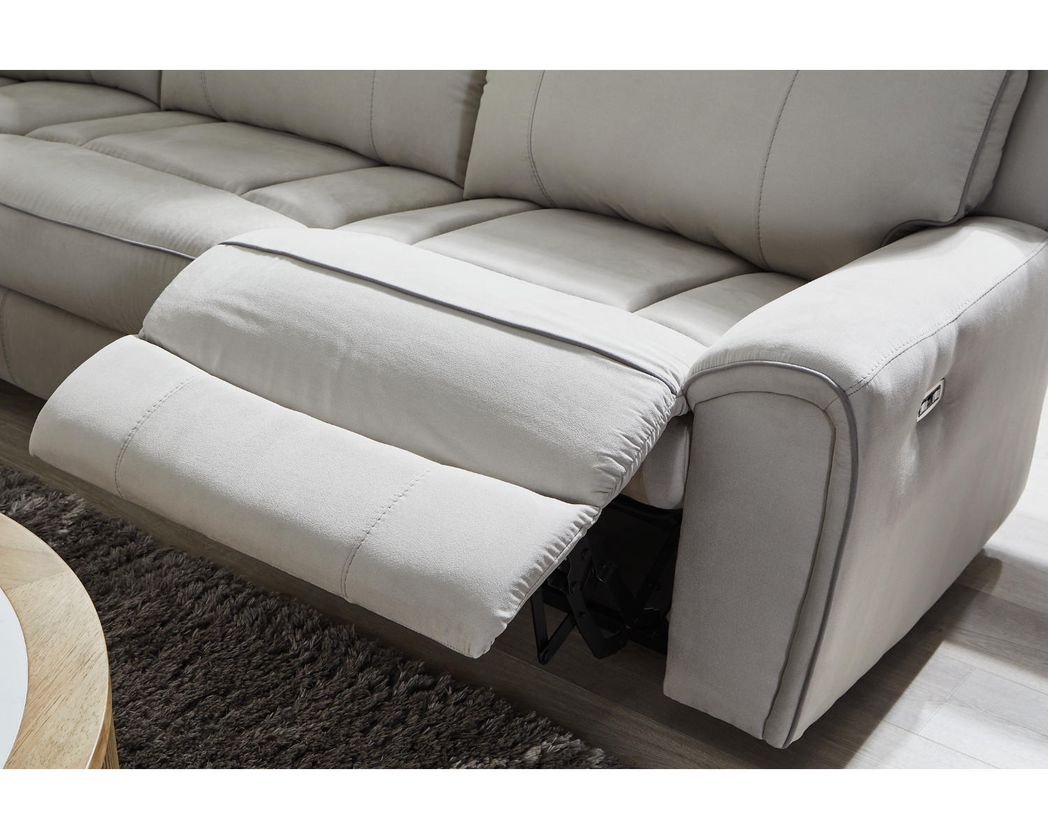 Social Pointe 5-Piece Power Reclining Sectional