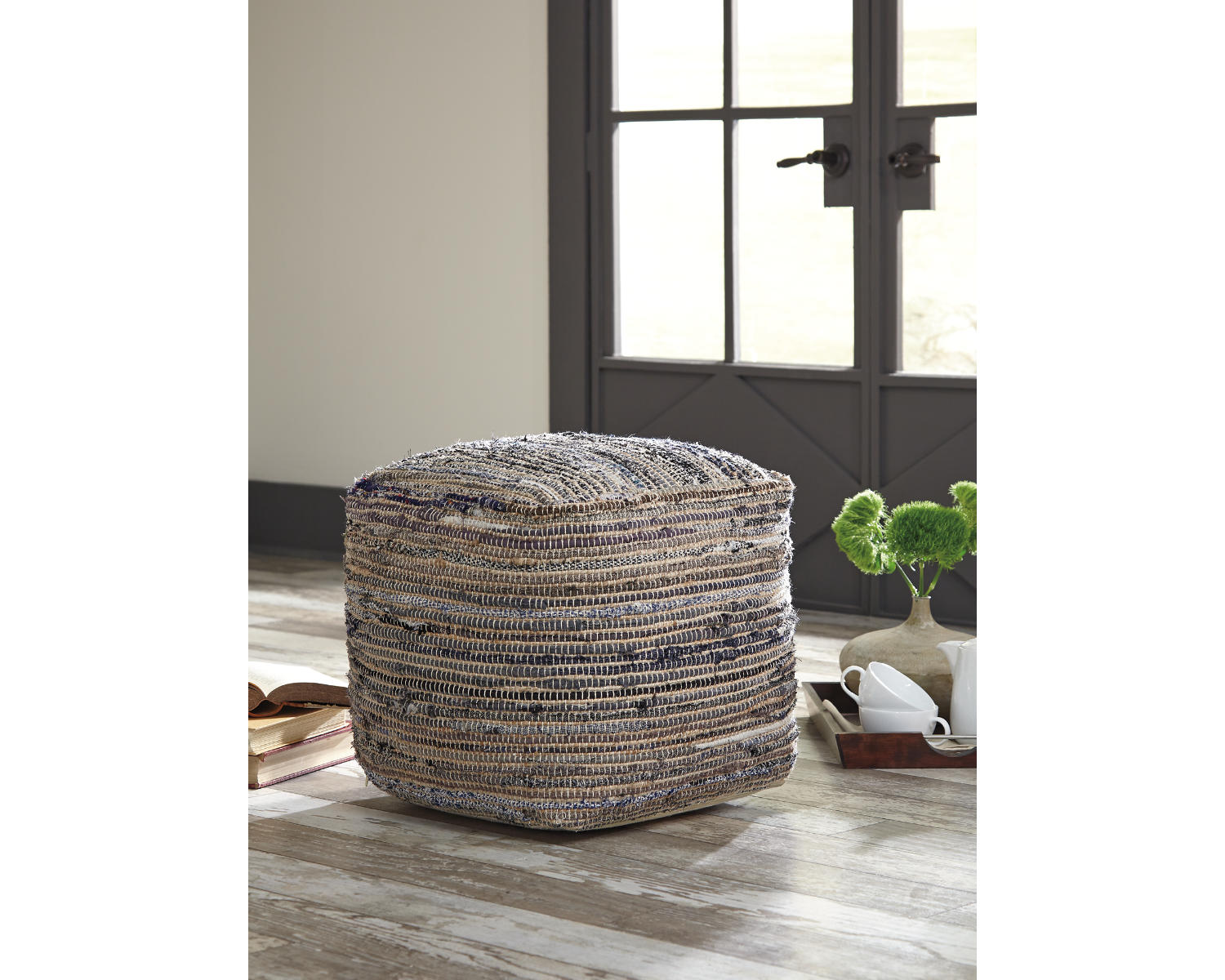 Absalom Pouf