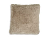 Gariland Pillow