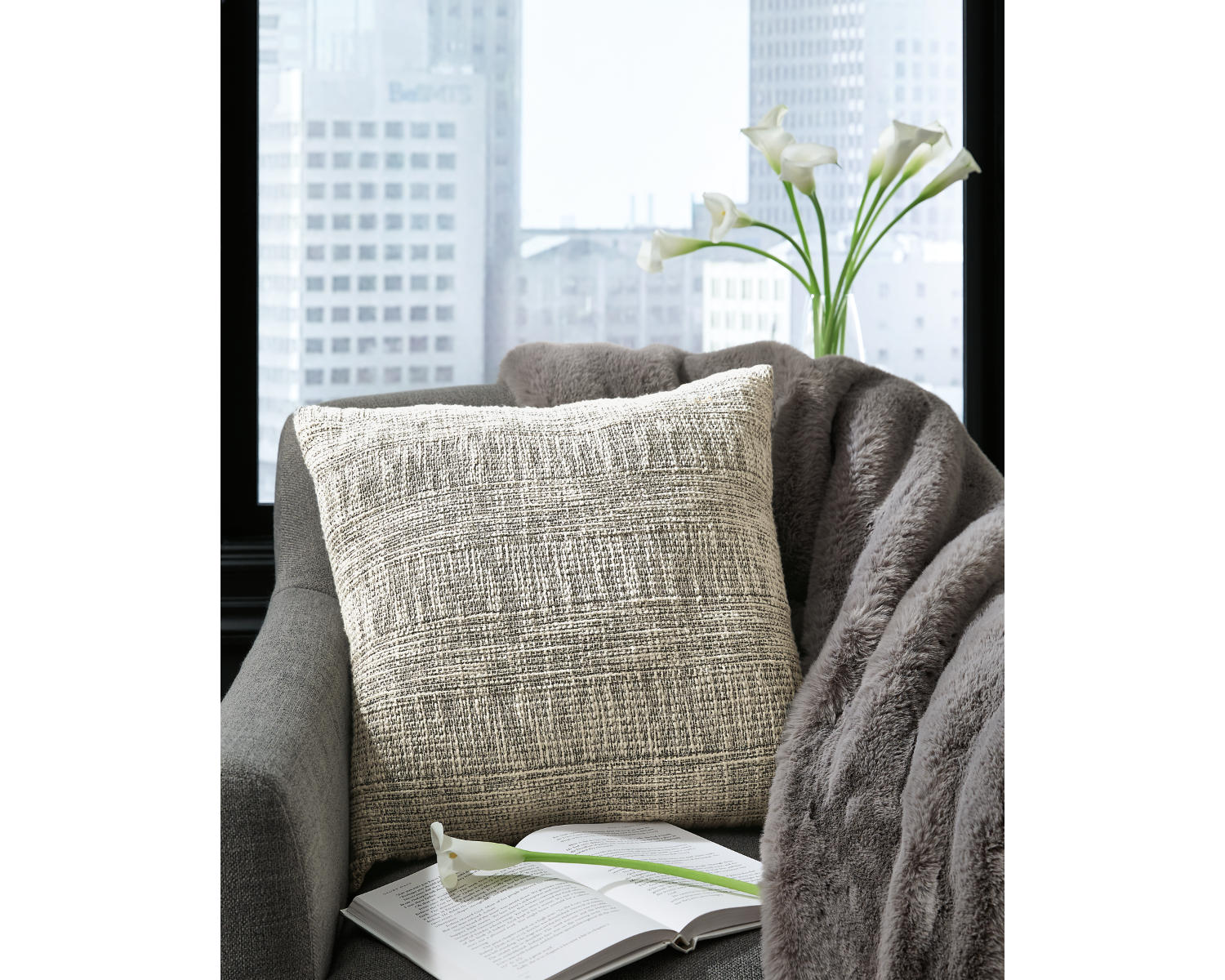 Carddon Pillow (Set of 4)