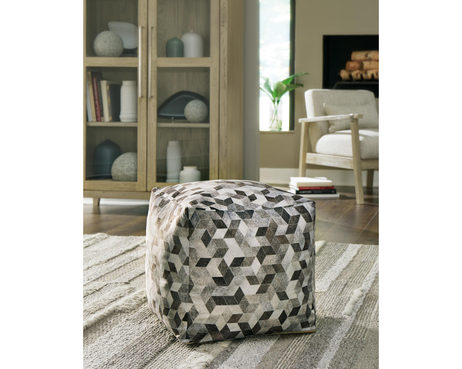 Albermarle Pouf