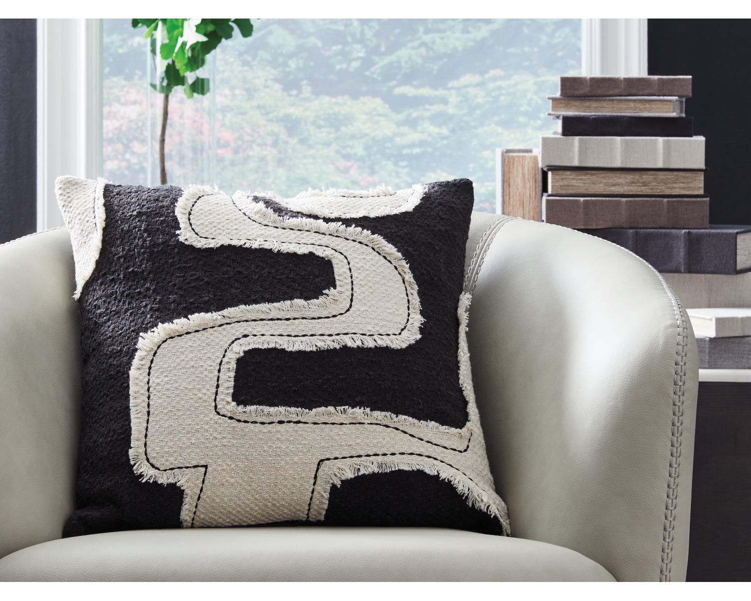 Veerbank Pillow (Set of 4)