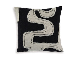Veerbank Pillow (Set of 4)