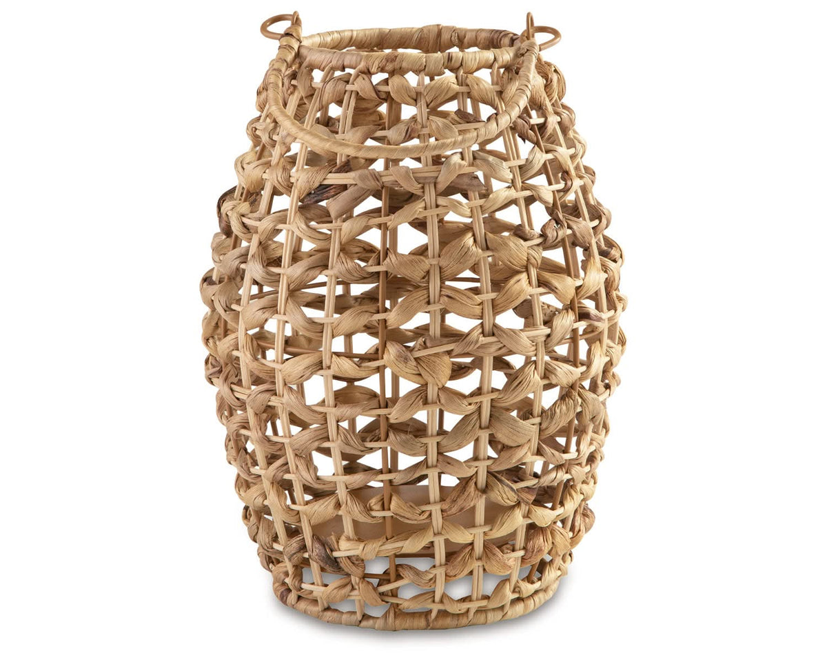 Etta Lantern