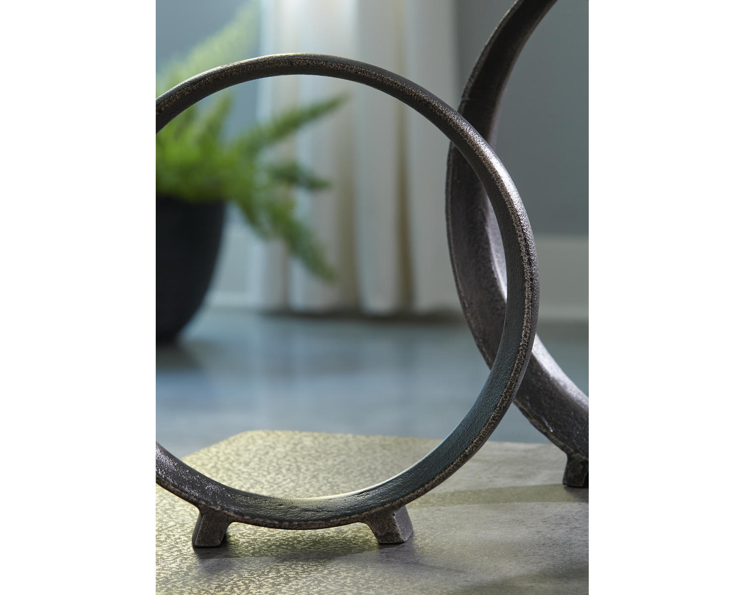 Ryandale Sculpture (Set of 2)