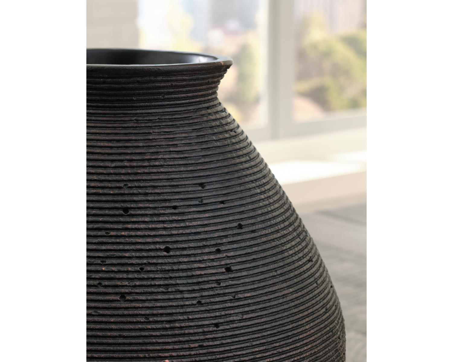 Hannela Vase