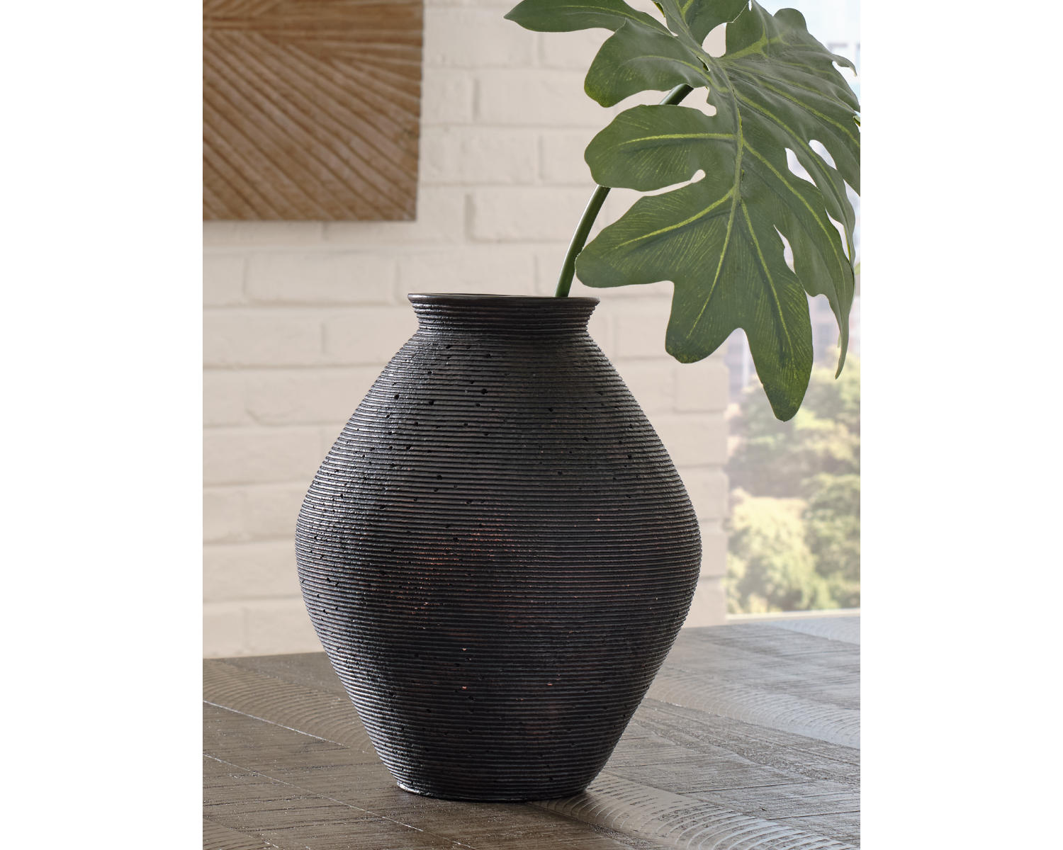 Hannela Vase