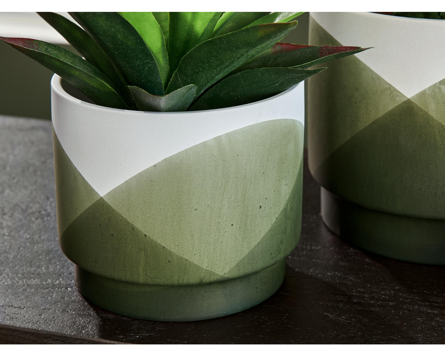 Ardenridge Planter (Set of 2)