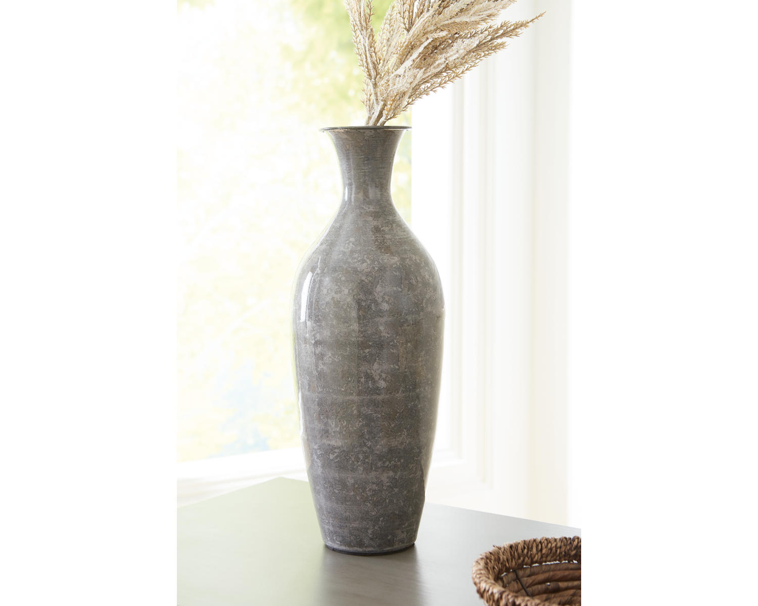 Brockwich Vase