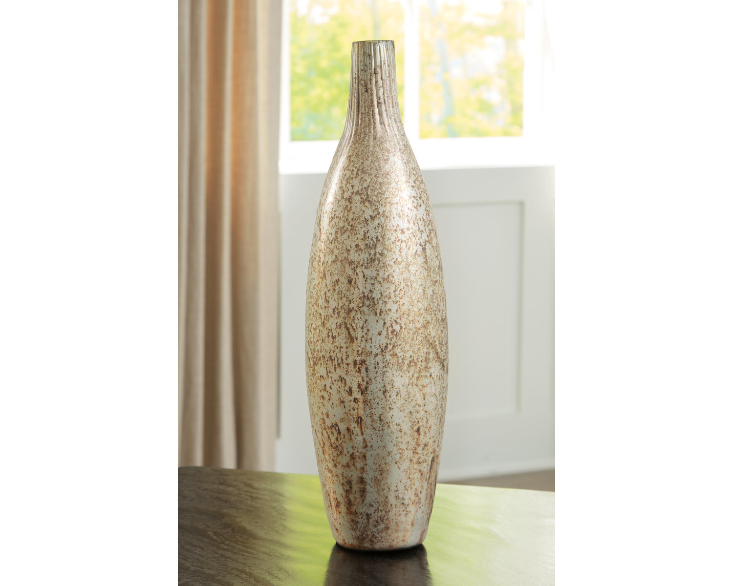 Plawite Vase