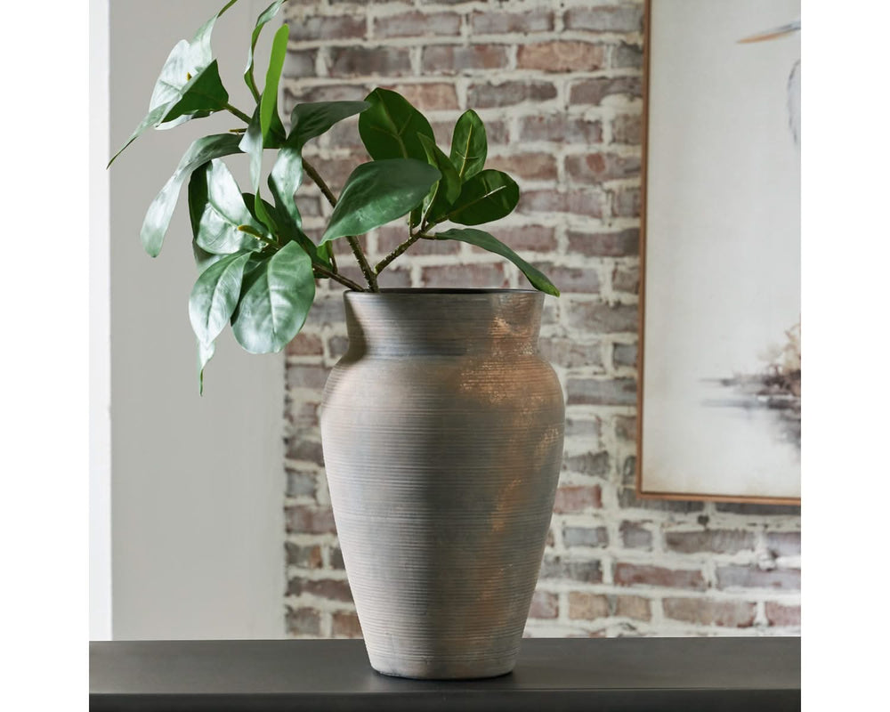 Brickmen Vase