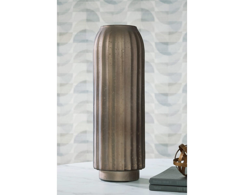 Briarcott Vase