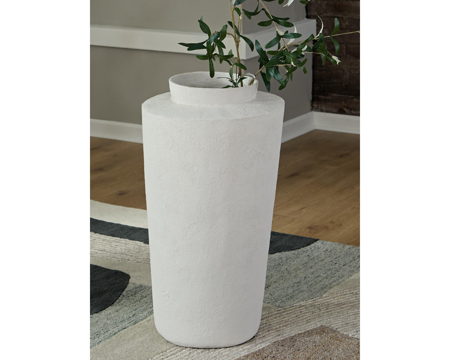 Flurinworth Vase