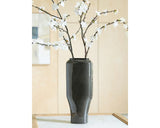Kierlain Vase