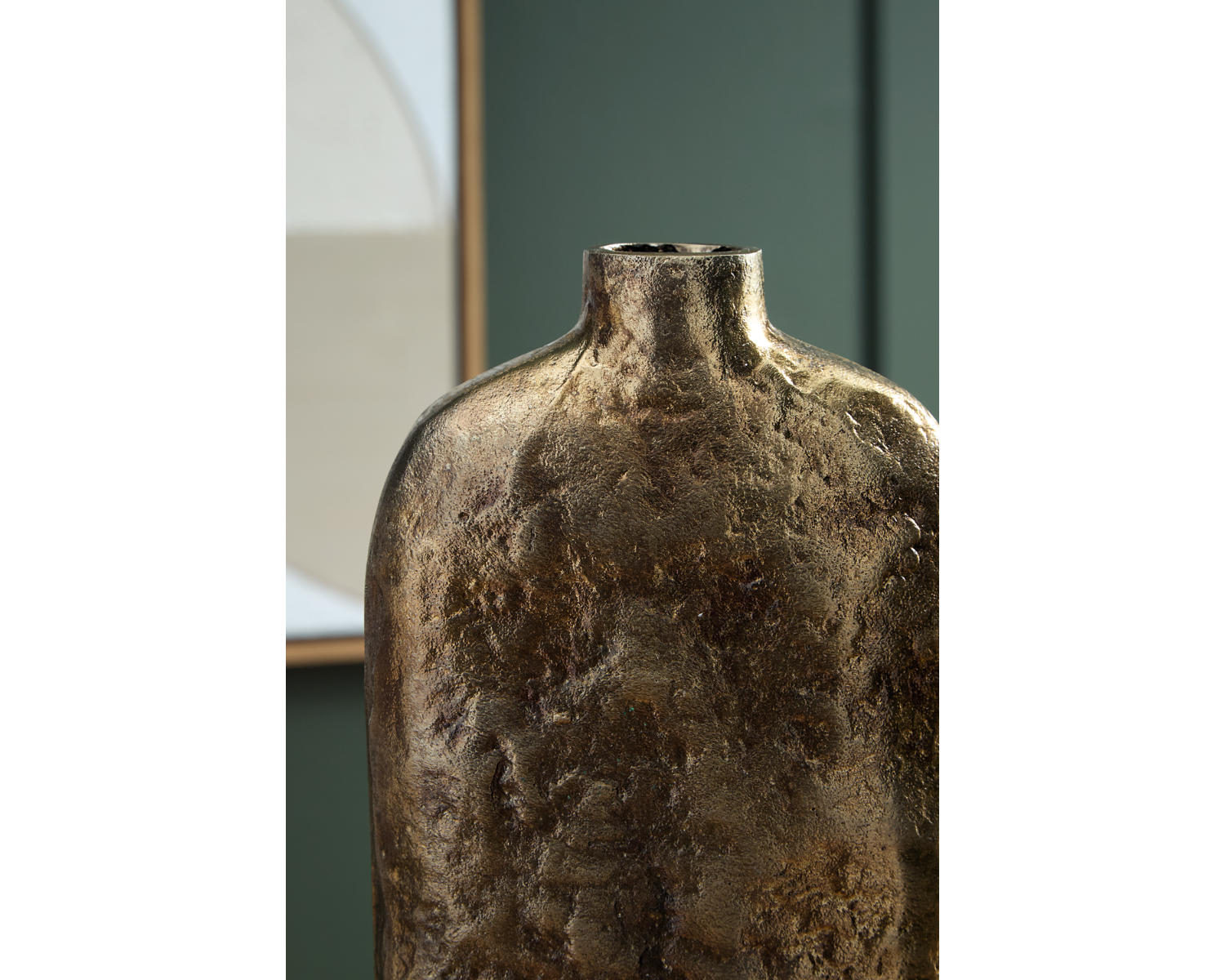 Wallmond Vase
